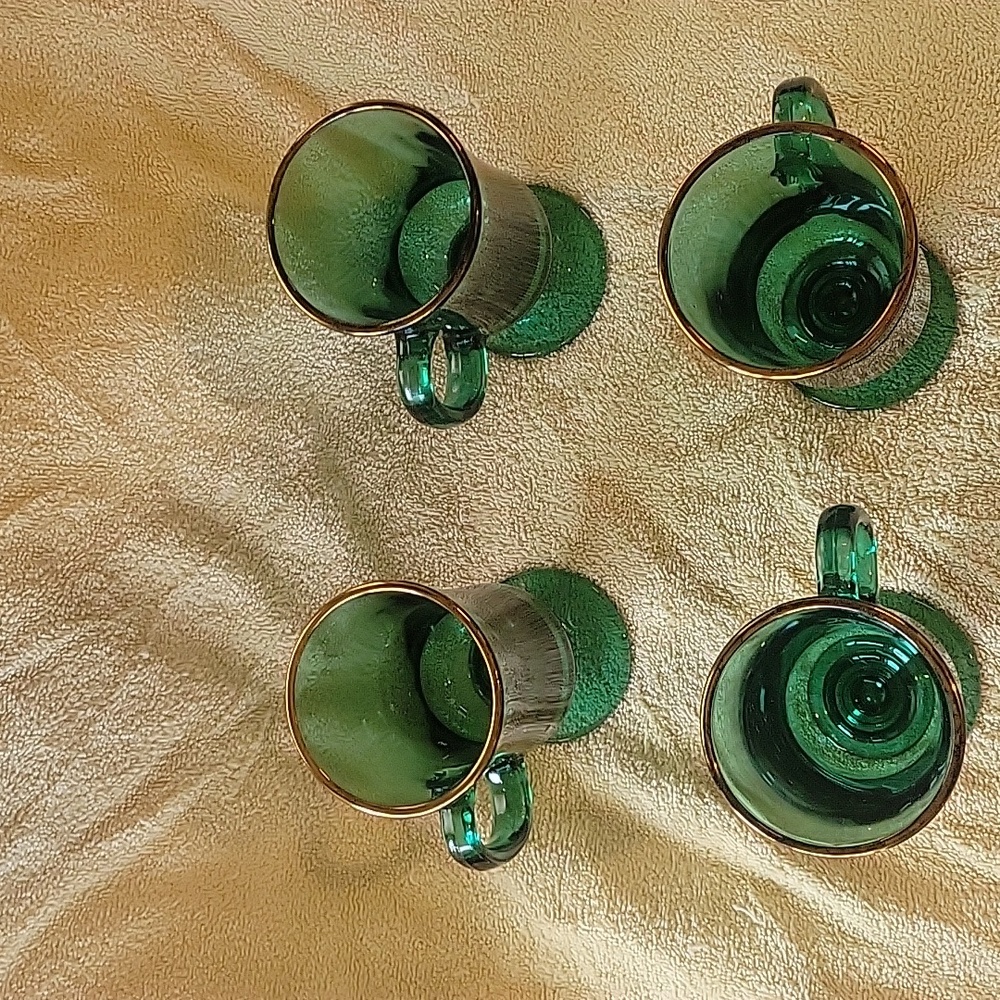 Libbey Juniper Green w/ Gold Trim Coffee 4 Mugs. Very Desirable, No Call Outs. - Picture 6 of 8